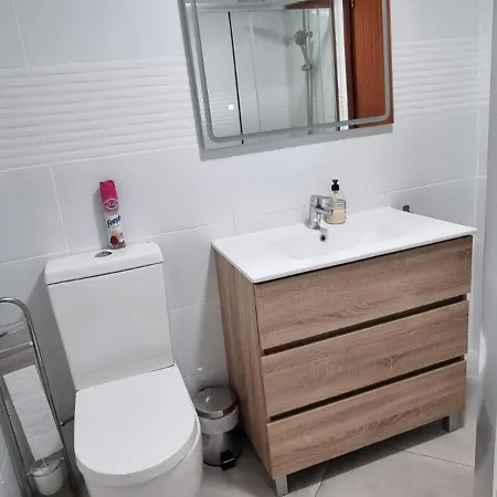 Homestay 2 A 100 M De La Playa De Poniente *